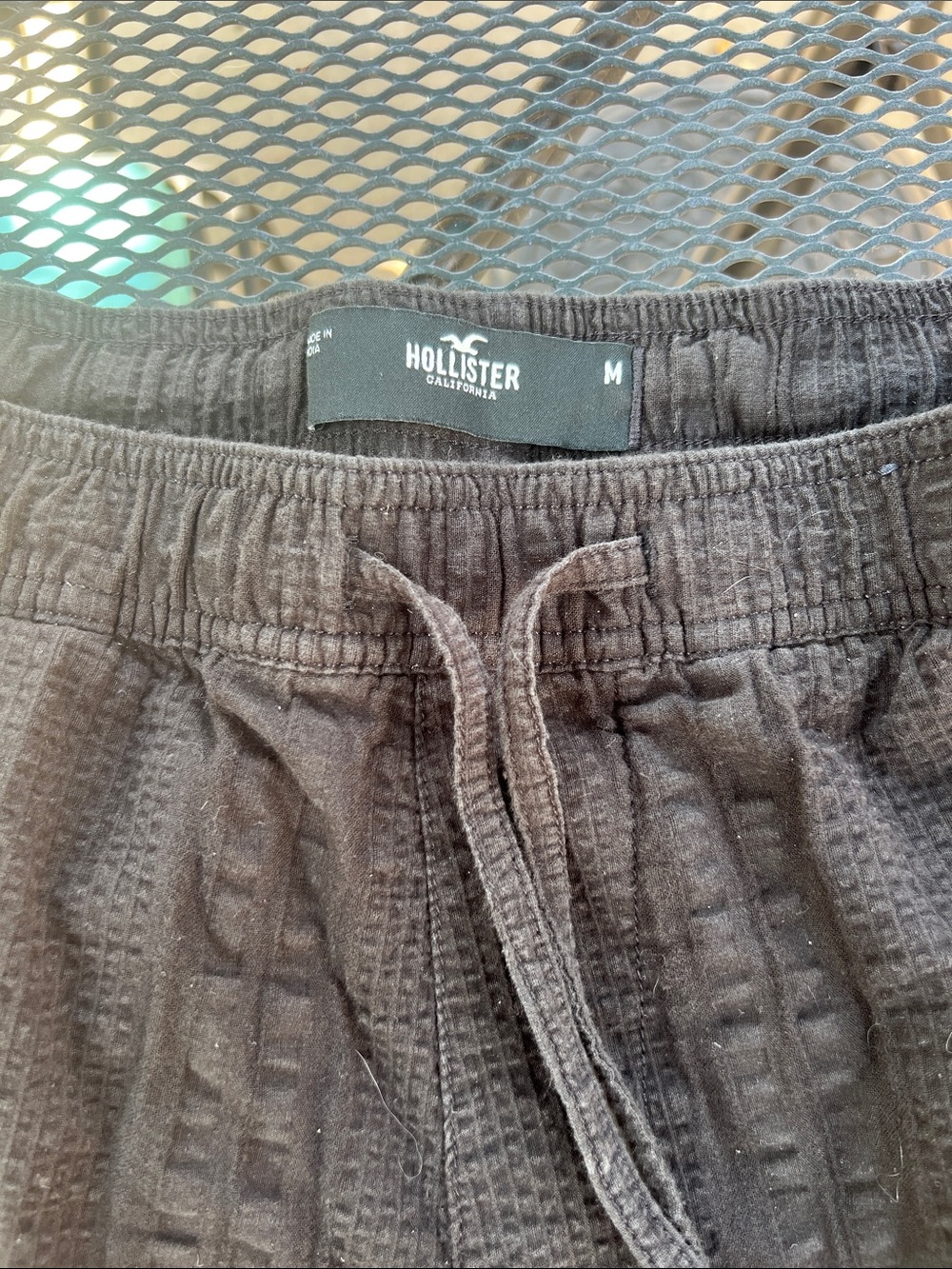 Hollister Men’s Black Waffle Knit Drawstring Shorts